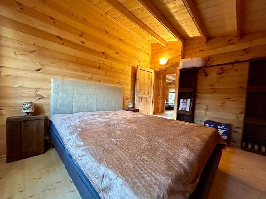 Chalet Bois Jacuzzi Bessan Экстерьер фото